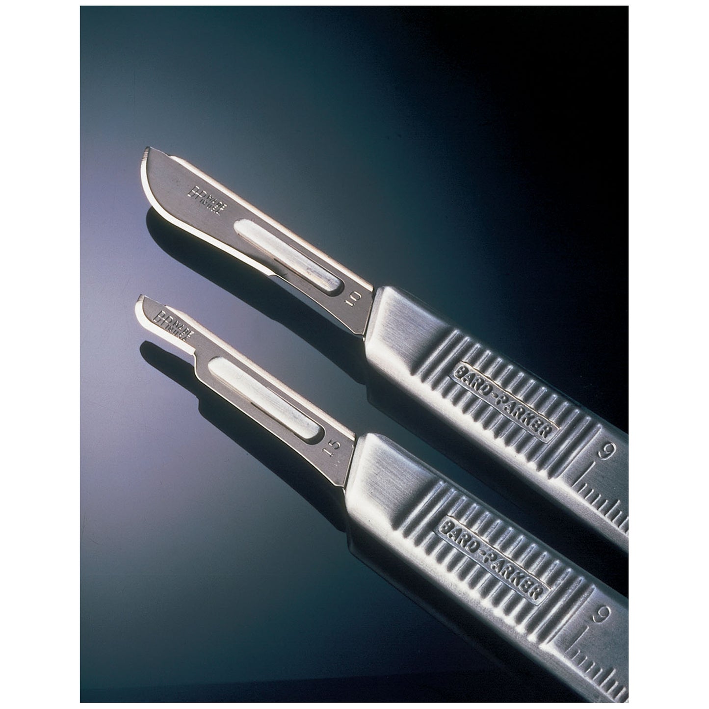 371121 - Aspen Surgical Bard-Parker® Rib-Back® Carbon Steel Blade - Sterile, Size 21, 50/bx, 3 bx/cs