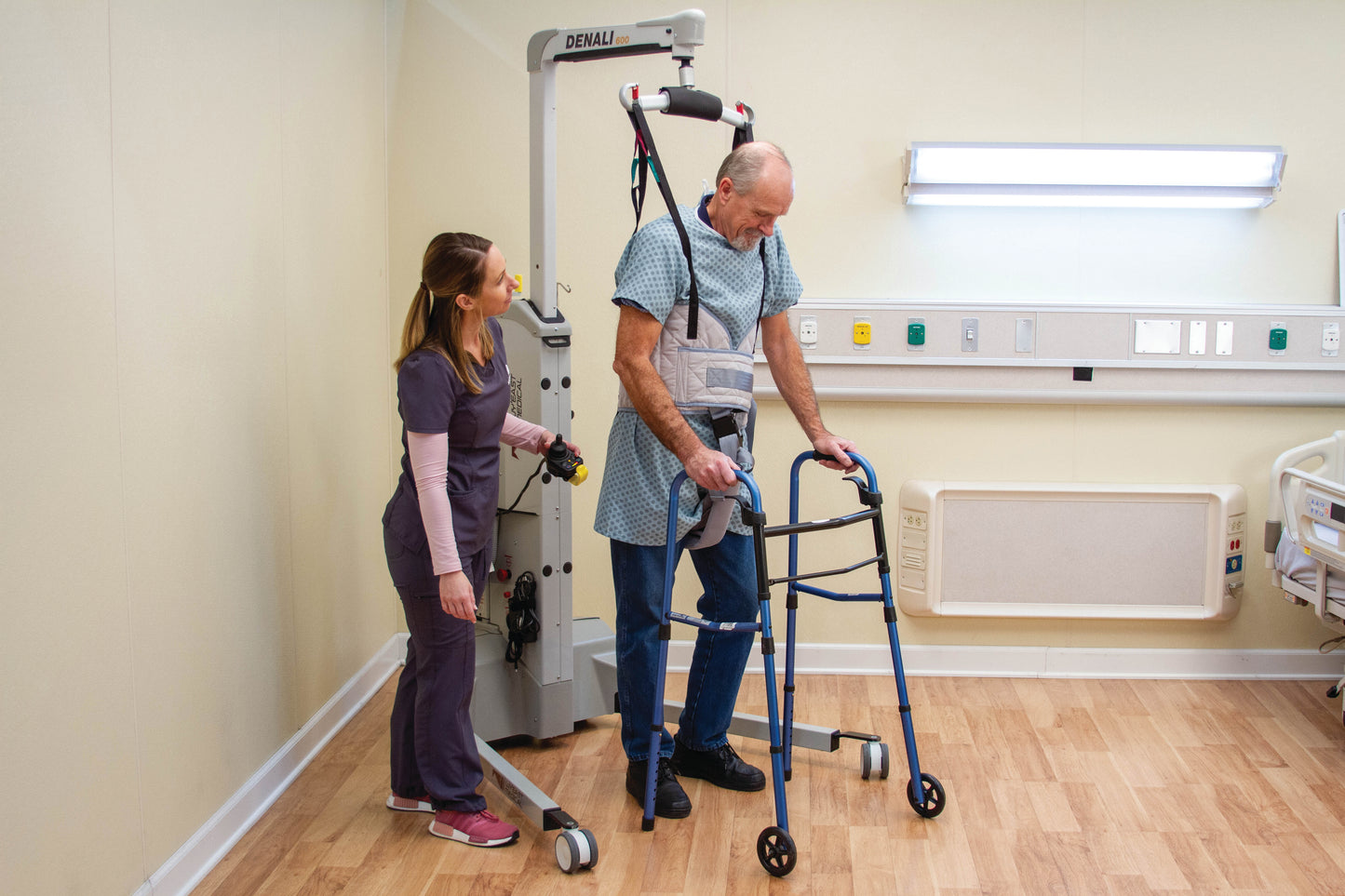 Wy'East Medical Denali Power-Driven Mobile Lift
